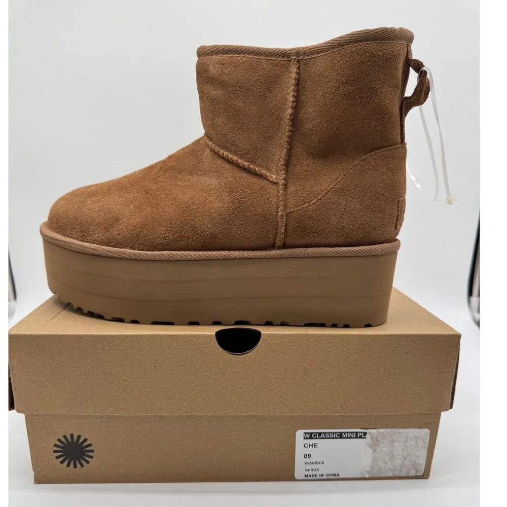 UGG‎ W Classic Mini Platform Chestnut Suede Shearling Lined Ankle Boots US 9